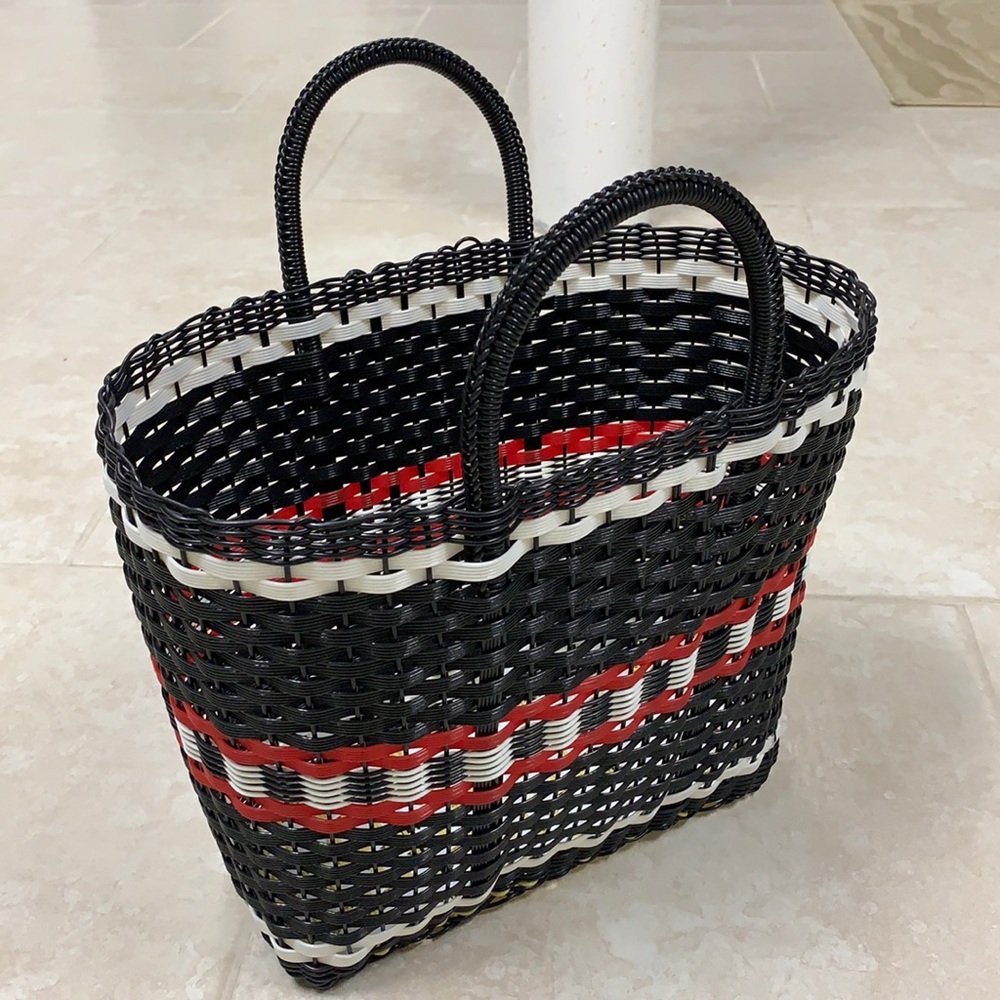 Woven beach bag
